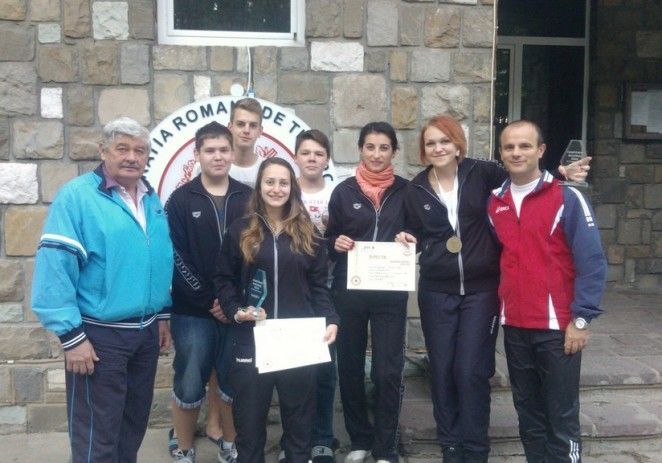 Pistolarii au urcat pe podium la finala de glonţ