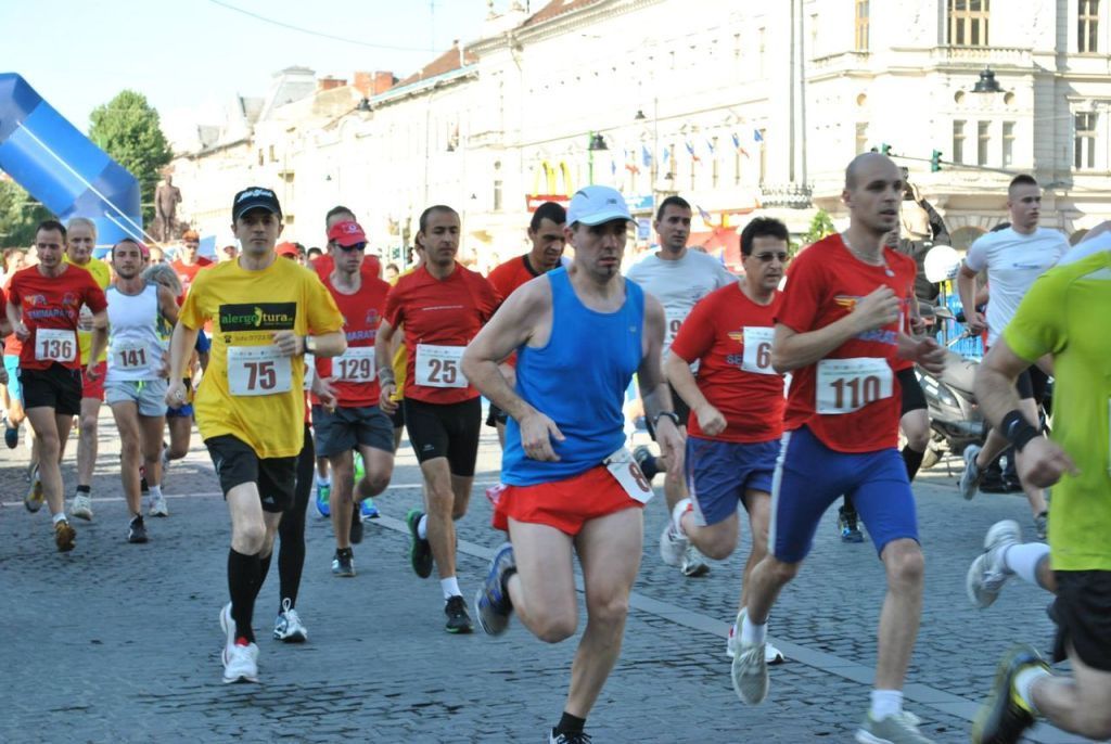  Sâmbătă se dă startul în Semimaratonul şi Crosul Aradului
