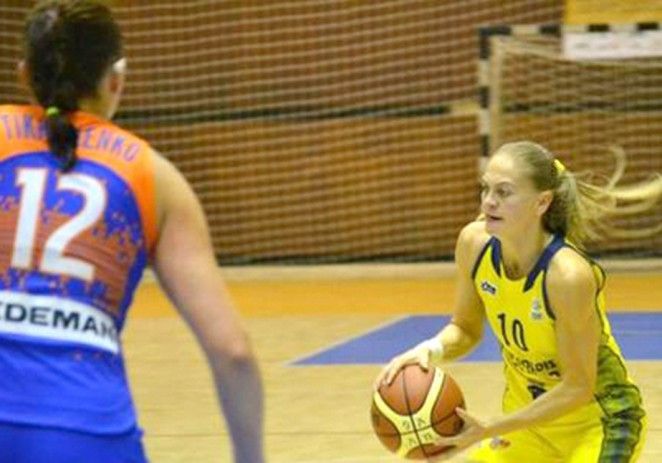 Monica Brosovszky renunţă la cariera de jucătoare