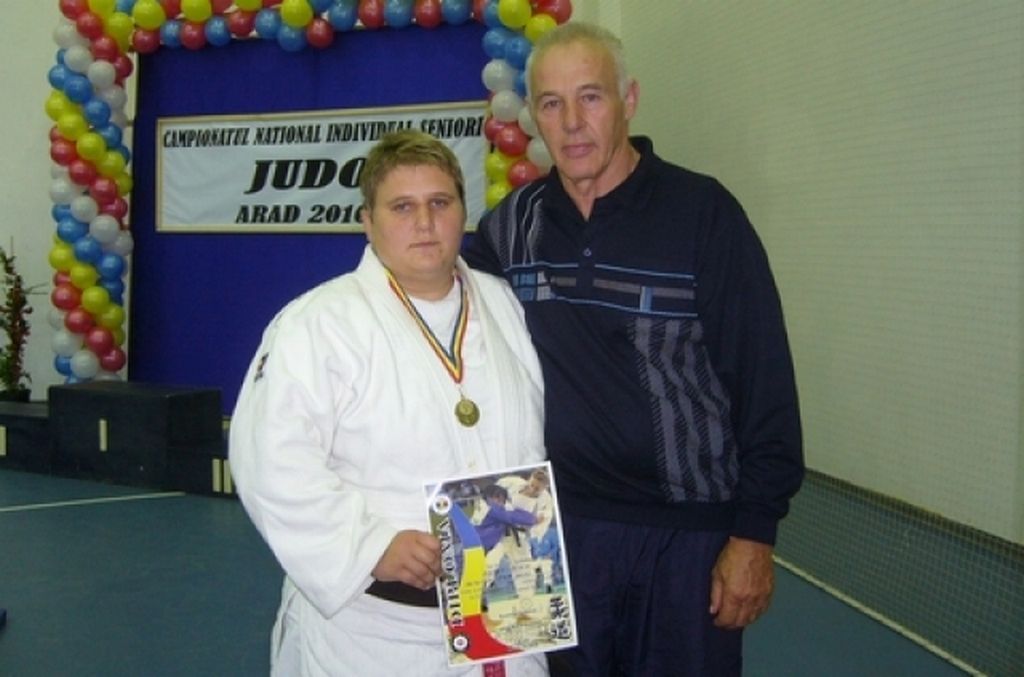  Judoka arădeni s-au remarcat la Naţionalele seniorilor
