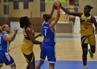 Americanca Broomfield continuă la Univ.Goldiş ICIM