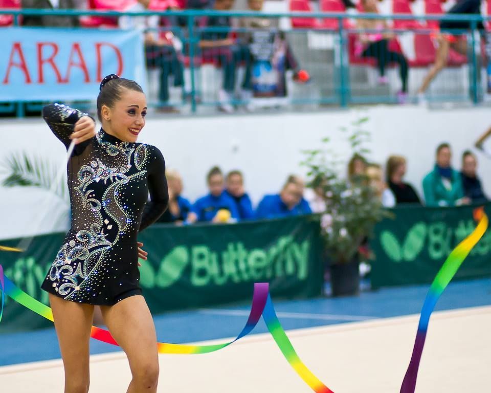  UPDATE: Nouă medalii arădene la Naţionalele de gimnastică ritmică: Ştefania Chiriac, de patru ori pe podium la senioare!