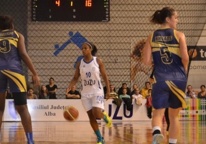 Luptă încinsă pentru Final Four: Univ.Goldiş ICIM – CSU Alba Iulia, sâmbătă ora 21