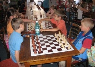 Invitaţie pentru Cupa Vados la şah