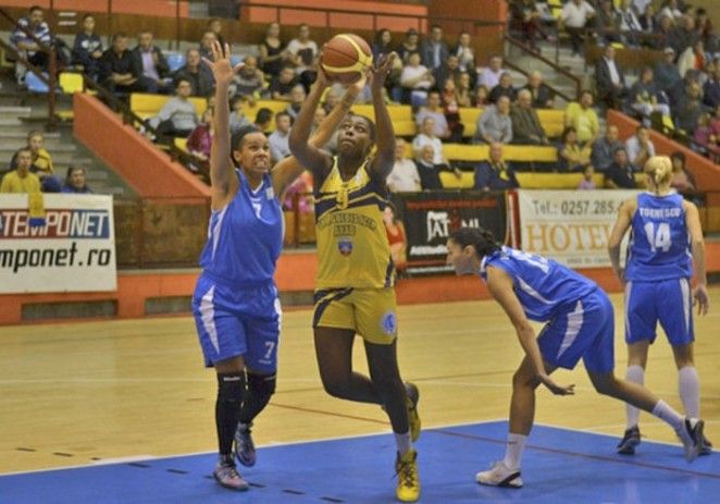 Încă o formalitate: Univ.Goldiş ICIM – CSM Oradea 70-37