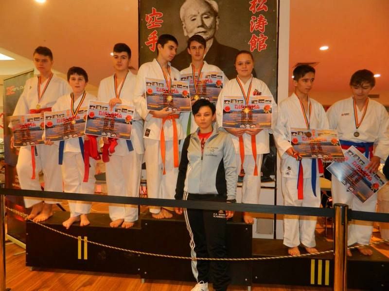  Salbă de medalii pentru karatiştii de la Bushido Vladimirescu