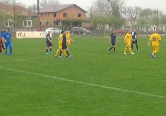 Nervi întinși la maxim: Banatul Sânnicolau Mic – Progresul Pecica 1-2 (0-0)