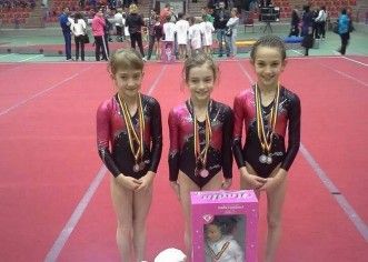 Micile gimnaste de la CSM Arad au urcat pe podium la Naţionale