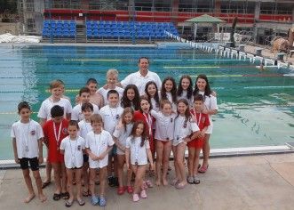 Micii înotători arădeni au urcat pe podium în Ungaria