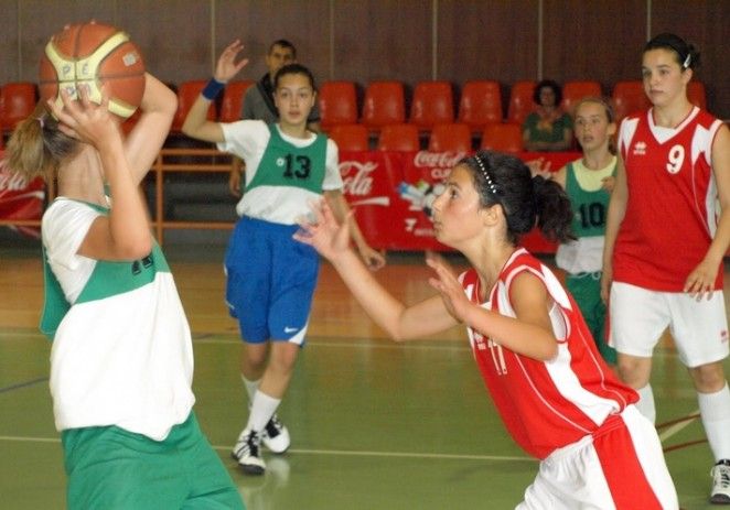 Fetele de la LPS şi-au adjudecat Cupa Sportsin