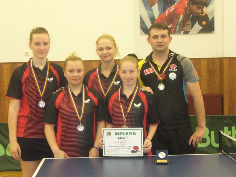  Fetele de la CSM Arad sunt vicecampioane naţionale la tenis de masă!