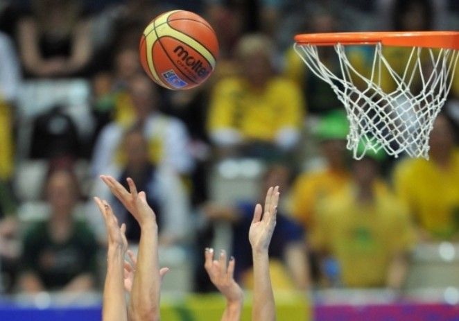 Nationala de tineret este batuta in toate meciurile, sub ochii antrenoarei Moni Brosovszky