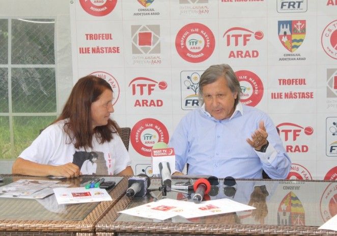 Ilie Năstase a făcut spectacol la Arad: “Doar la turnee de fete dau numele”