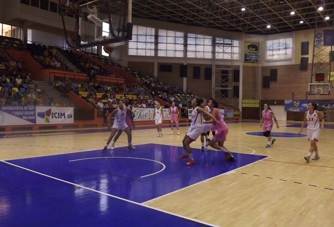 Un nou pas fals în lupta la titlu: CSM Târgovişte – Univ.Goldiş ICIM 81-74