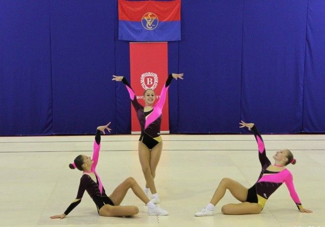 Medalii arădene la Naţionalele de gimnasică aerobică