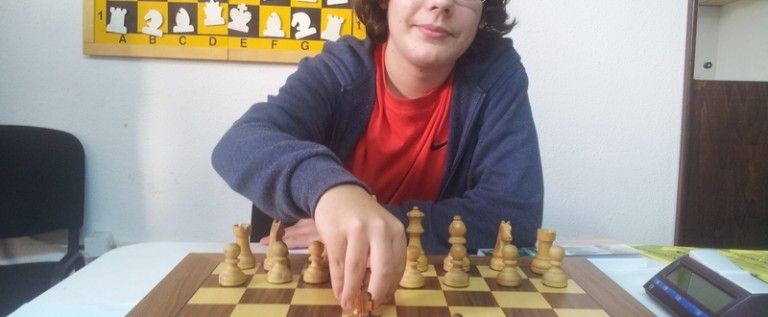 Victor Măcinic este campion judeţean la şah