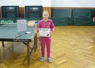 ADELA STRUNA A CASTIGAT CUPA ROMANIEI LA TENIS DE MASA