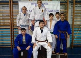 Judoka arădeni au cucerit noi medalii pe tatami