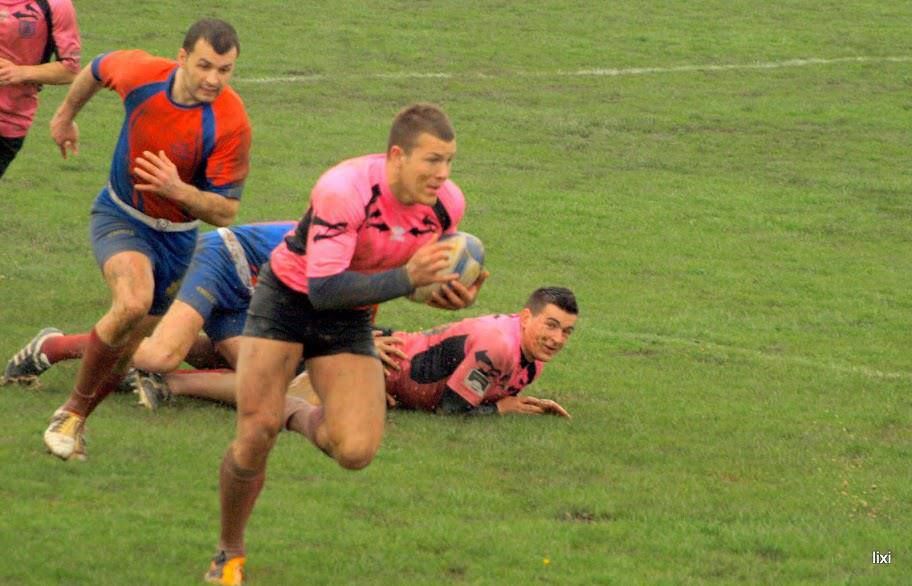  CSU Arad dă jucător în naţionala de rugby în şapte