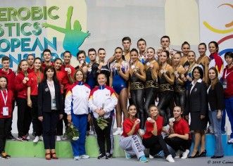 Bocşer şi Morar, medaliaţi la Europenele de gimnastică aerobică