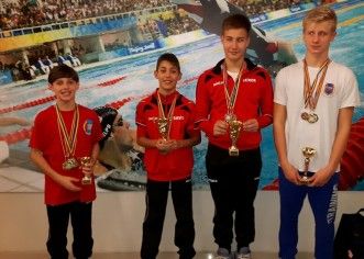 Înotătorii CSM-ului au obţinut o salbă de medalii la Timişoara