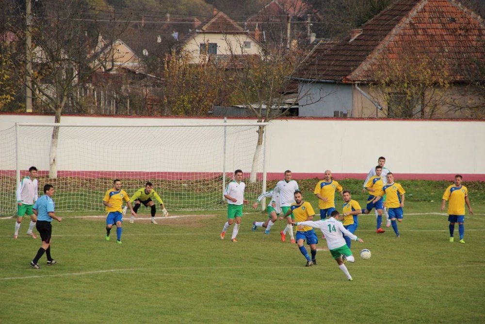  Pecica şi Cermeiul se ciocnesc în derby-ul Ligii 4 Arad