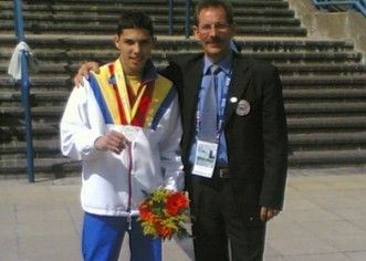 Gimnastul Adelin Kotrong a revenit la Clubul Sportiv Municipal Arad