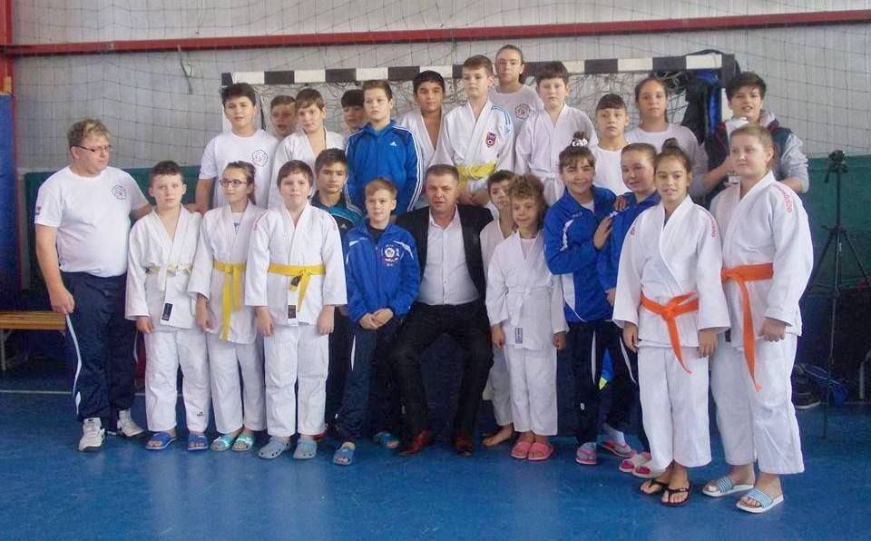  Judoka CSM-ului au sărbătorit pe tatami, la Pecica