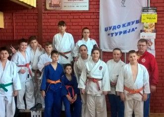 Micii judoka ai CSM-ului s-au remarcat la un concurs în Serbia