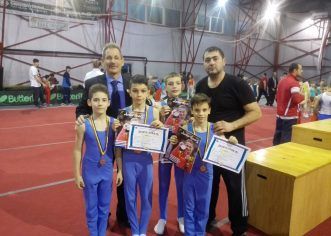 Gimnaştii arădeni au cucerit medalii la Naţionalele şcolare
