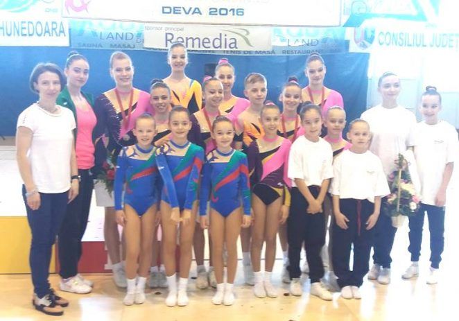 Gimnastele de la CSU şi Urania au cucerit cetatea Devei