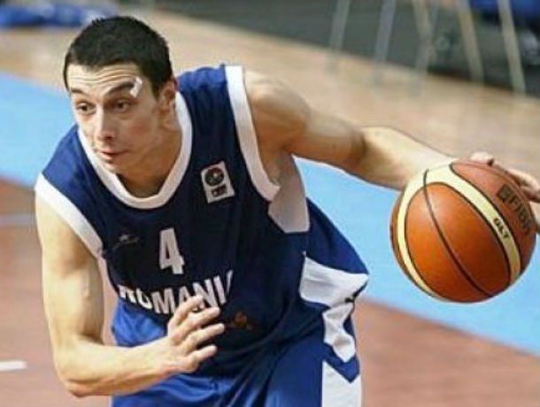  Arădeanul Mandache este campion al României la baschet