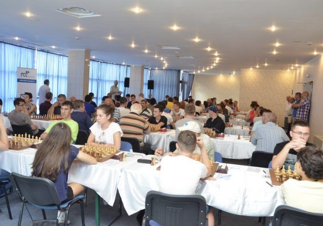 Participare numeroasă la festivalul de şah al Aradului