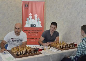 Marele maestru Istrăţescu e liderul festivalului arădean de şah
