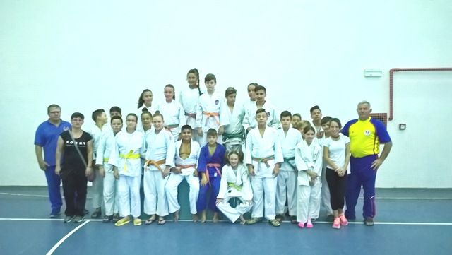  Judoka CSM-ului au cucerit medalii la Cupa Aradului