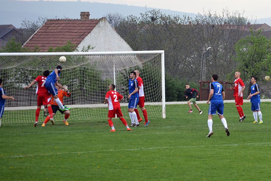  Felnac – Pecica, derby-ul intermediarei din Liga 4 Arad