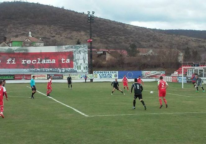 UTA câştigă categoric cu Reşiţa şi urcă pe loc promovabil