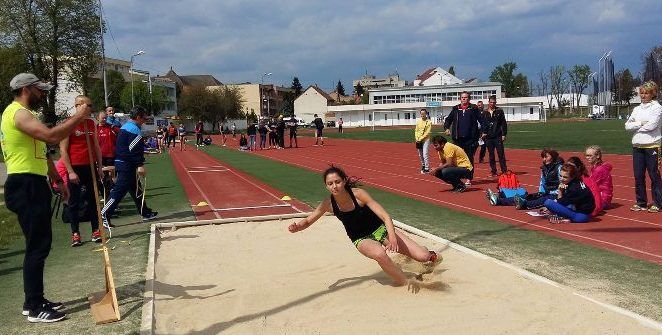 Școlarii au alergat în Vinerea Mare