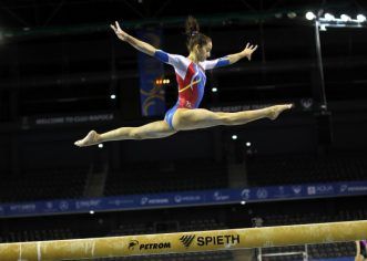 Gimnasta arădeană Olivia Cîmpian va reveni sub tricolor