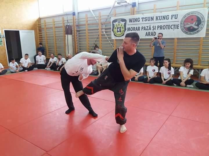  Maestrul Valentin Macsim, instructor în stilul lui Bruce Lee