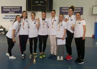 Rușinos! Universitarele de baschet fete la Arad, fără… Arad!