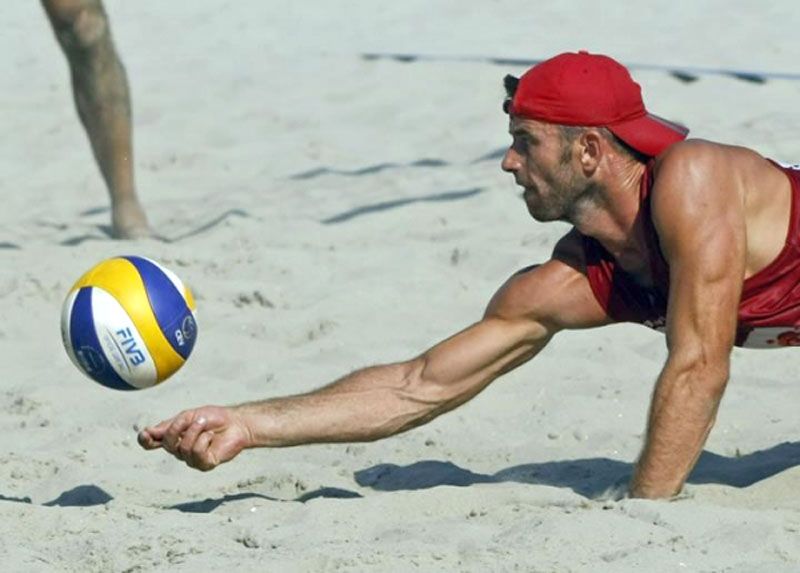  Marius Mascovits joacă şi în acest sezon, în voleiul pe plajă