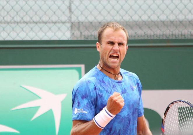Copil a debutat cu dreptul pe iarba de la Nottingham