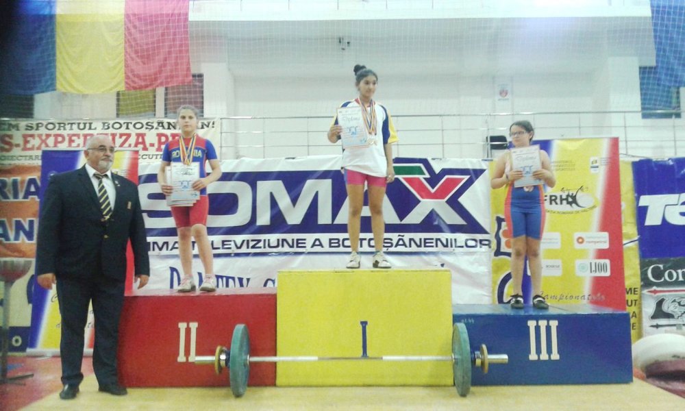  Salbă de medalii pentru halterofilii juniori ai CSM-ului