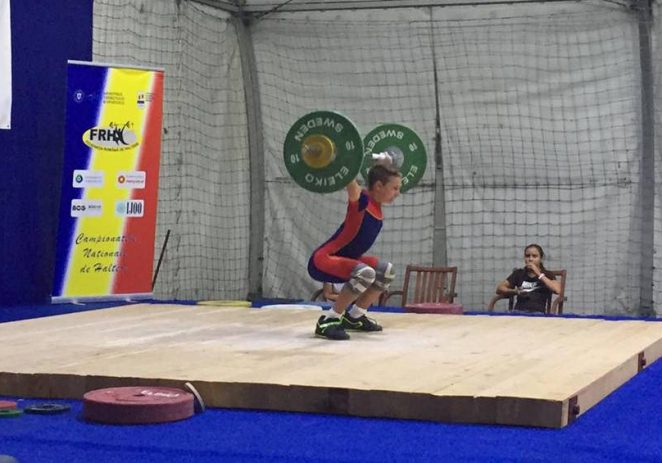 Halterofilii CSM-ului au urcat pe podiumul naţional