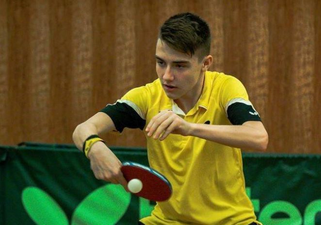 Start promiţător pentru echipele arădene de tenis de masă