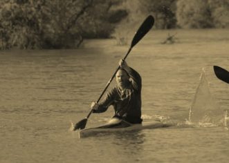 Familia kaiacului, în lacrimi. Ape line, “Laci” Gorbe
