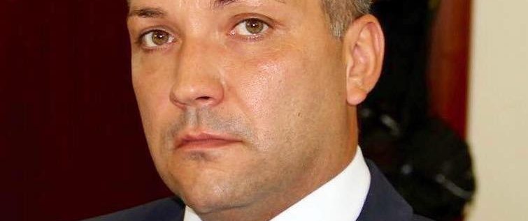 Directorul DJST Arad vrea reabilitarea totală a bazinului și Polivalentei