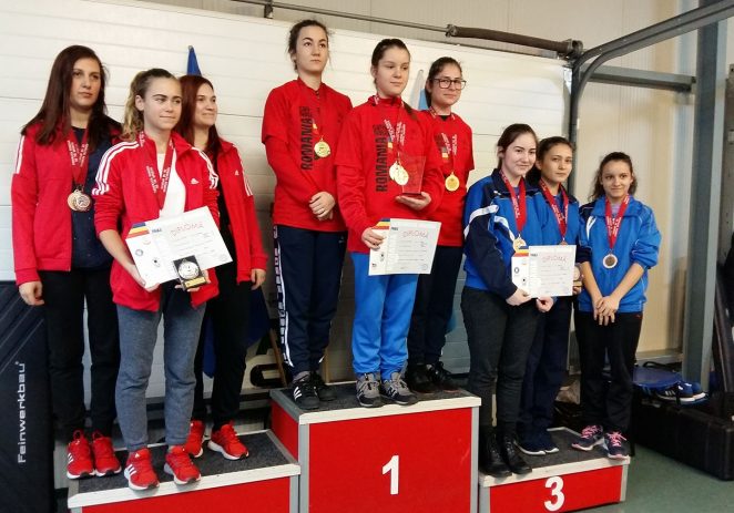 Pistolarii juniori au urcat pe podiumul național