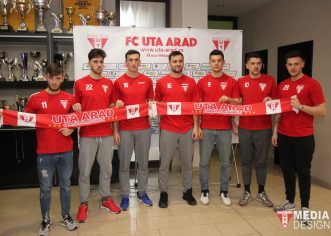 UTA și-a prezentat noile achiziții. Un nou logo pe tricouri